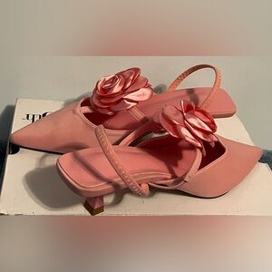 Pink Floral Slingback Heels for Women size (40) 9.5